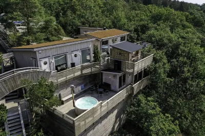 Treetop Spa Hangout & Hotel
