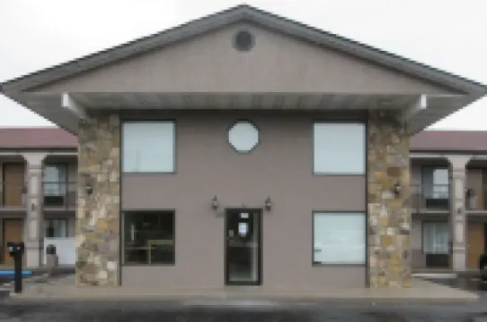 Econo Lodge Sevierville-Pigeon Forge on the River