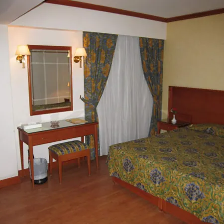 Philippe Luxor Hotel