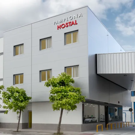 Iraipe Pamplona Hostal Auto Check-IN