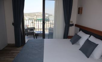 Aurora SIĞACIK Hotel