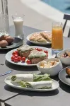 Naxos Finest Hotel & Villas - servizio colazione