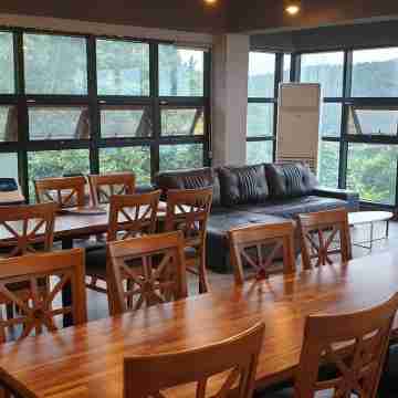 Geoje Gabaestory Pension Dining/Meeting Rooms