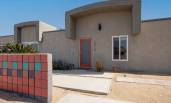 Relax at the 3BR Tranquil Oasis in Palm Springs