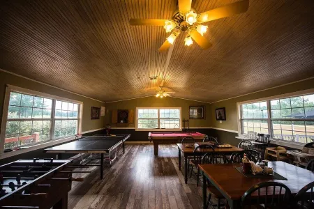 Southern Cross Guest Ranch