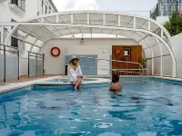 Hotel Jeni & Restaurant - piscine