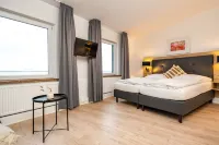 Strandhaus Blankenese Hotels in Wedel