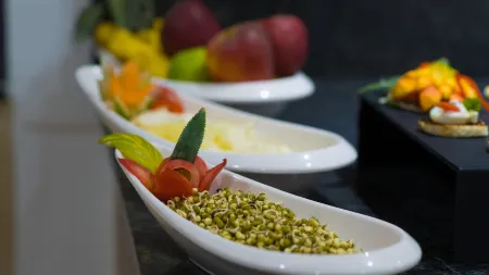 Red Fox by Lemon Tree Hotels, Tiruchirappalli Trichy Отели рядом со станцией Tiruchirappalli Railway Station