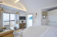 マーゴ ハウスィズ Santorini Gem周辺のホテル