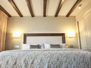 호텔 라 카미네라 클럽 데 캄포 토레누에바