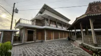 Nez's Guesthouse Syariah Hotel dekat RPA SAFIA