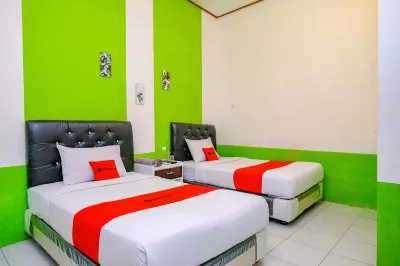 RedDoorz at Sakinah Family Tulungagung Hotels in Pagerwojo