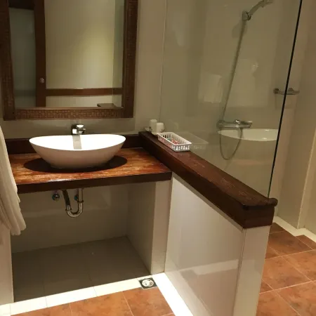 Mango Valley Hotel 1