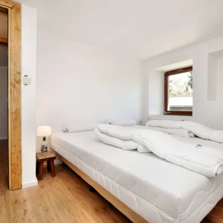 Modern Holiday Home in Meyerode with Terrace Hoteles en Amel