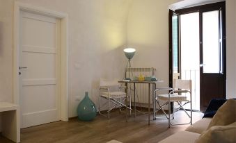 Suite Home Trani Old Town