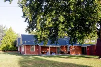 Coldstream Estate - the Whare - Villas
