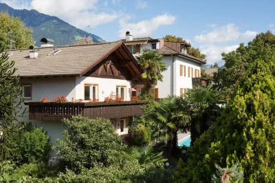 هوتل جروباهوف Hotels near Terme Merano