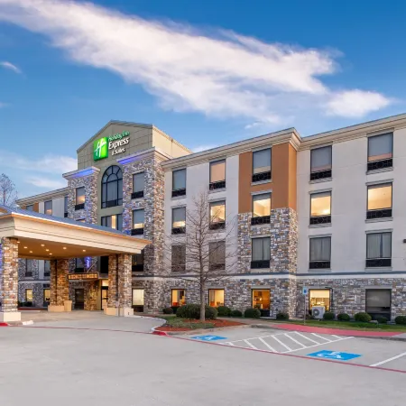 Holiday Inn Express & Suites DALLAS SOUTH - DESOTO by IHG