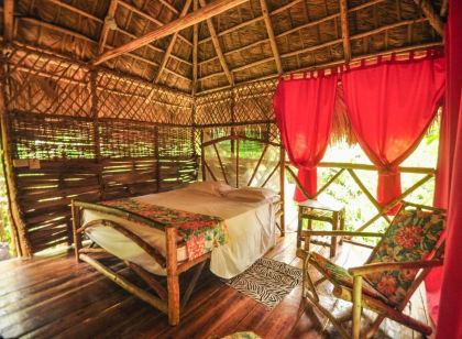 Samanatropicalvillage