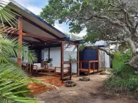 Ponta Membene Hotels in 