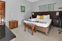 Drift Inn Cayo Hotels in Santa Elena
