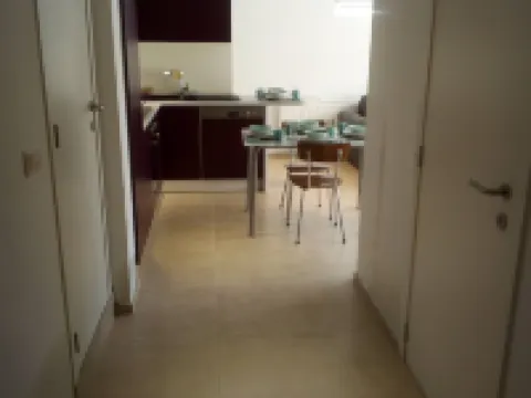 relaxation in Waterloo, 2 steps from the center of Brussels 鄰近滑鐵盧站的酒店