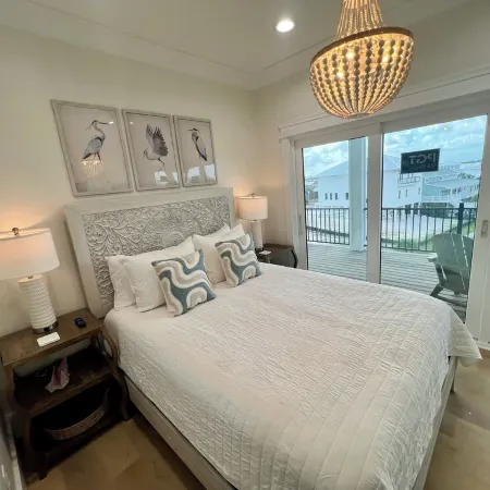 Brand New Gulf & Direct Ole River with Beach, Boat Dock, Golf & Infinity Pool!