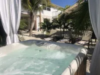 Caribbean Tiki Hut relaxation. Enjoy the Islands & Boca Grande without the costs