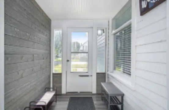 Bright Side Bungalow