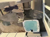 Bay-breeze Inn on Oneida Lake! Hotels in Cicero