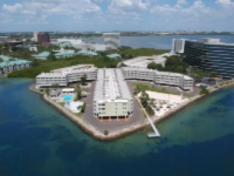 Heated Pool and Stunning Bay Views - Gorgeous Waterfront Oasis Hotels near Ben T Davis Beach