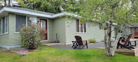 Nitschke's Resort Cabin #7 - Pet Friendly