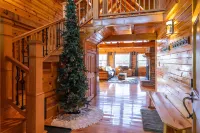 Hot Tub & WiFi - Large Family Cabin - Mill Creek Point - Red River Gorge, Kentucky!