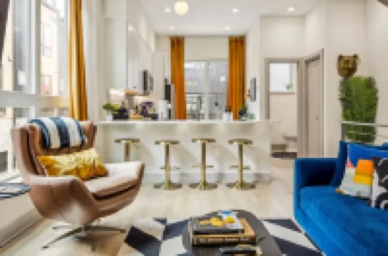 Private Rooftop Deck with Hot Tub and Cold Plunge - Spectacular Retreat