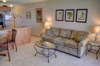 Second Floor Oceanview with Gorgeous Sunsets Hotels in Maalaea