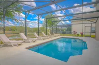 Stunning Retreat - Pool, Theme Parks, Modern Comforts Hotels in Davenport