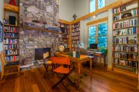 Secluded Mountain Sanctuary - WiFi, Stream, Family Friendly Hotel a Sundance