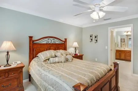 Spacious Living and Serene Lanai Escape - Charming Retreat