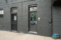 Charming Suite with Parking Near King and Queen Rooms Hôtels à : Lyons