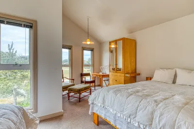 Beach Loop Condo #2 - South Unit Hotels near Bandon Disc Golf Course