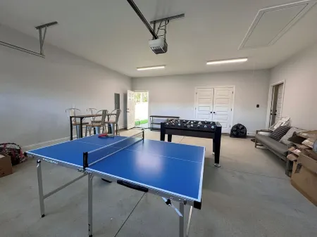 Games and vacation Home in Clemson !