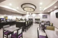 La Quinta Inn & Suites by Wyndham Baton Rouge Denham Springs