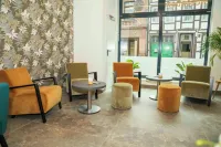 Central Hotel & Lounge Adult Only