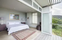 10 ELF Beach House Các khách sạn ở Glentana