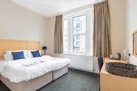 Brooklands Lodge Hotel di 