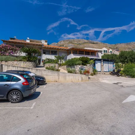 Apartments Djurkovic