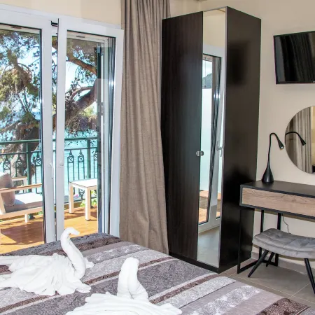 Glyfada Beach Hotel