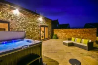 Immaculate 4-Bed Cottage in Lincoln Hotels in Glentworth