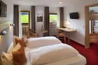 Familienhotel Löwen Các khách sạn gần Mariengrotte Falkenstein