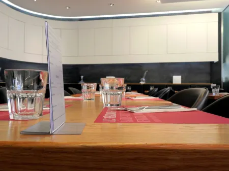 Les Negociants Отели рядом с достопримечательностью «The Fork - Alimentarium»